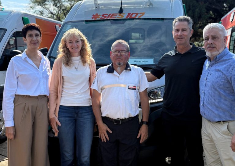Sunchales suma 9 nuevos policías y una ambulancia 0 km para fortalecer la Seguridad y la Salud