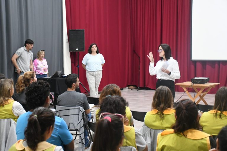 Fortaleciendo los espacios de cuidado y educación desde la primera infancia