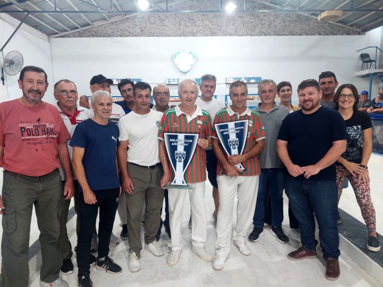 Premiación de los campeones de la temporada 2024 de la Asociación Regional Sunchalense de Bochas