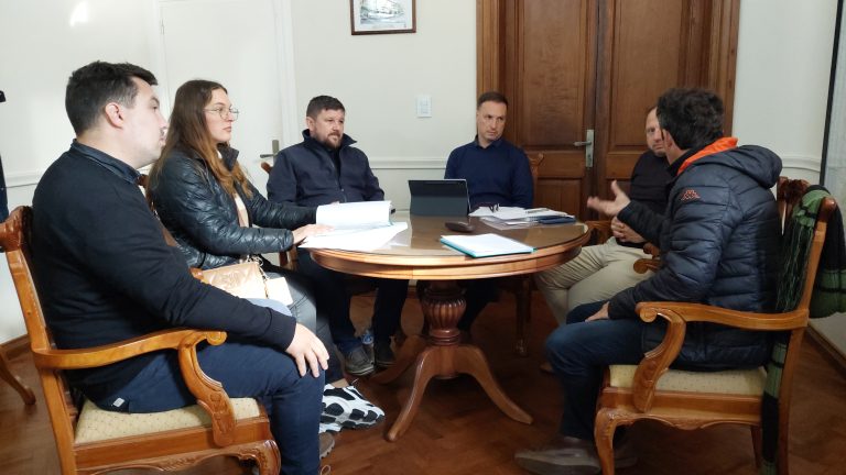 Una transformación esperada: Sunchales presentó al Ministro de Obras Públicas de Santa Fe, Lisandro Enrico, el proyecto para revitalizar el predio ferroviario